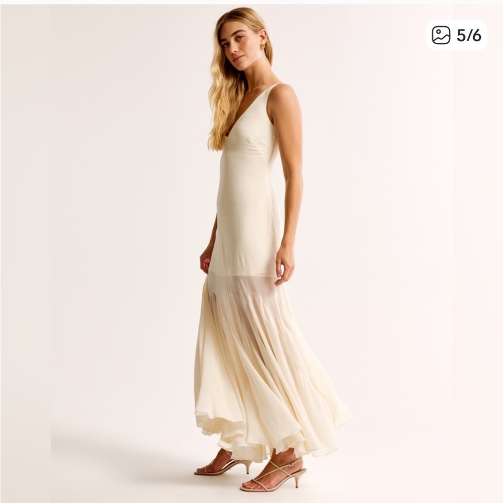 Abercrombie plunge godet skirt maxi dress in ivory cream